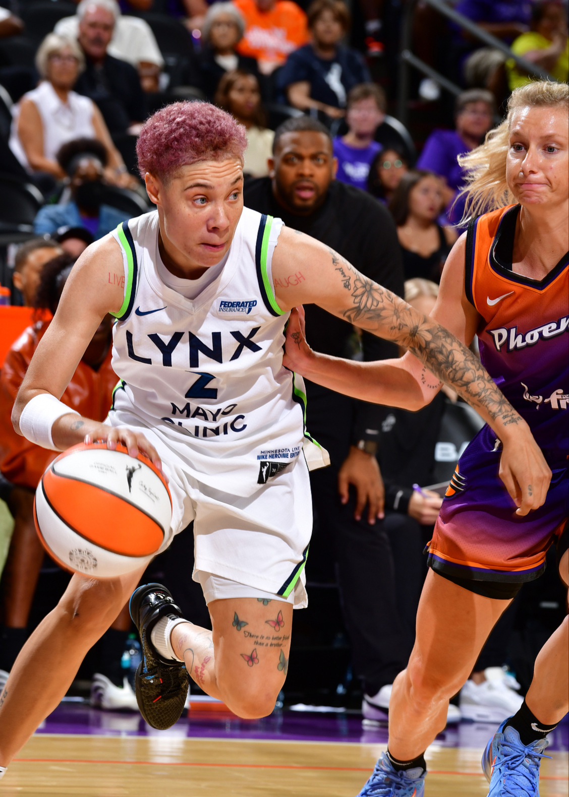 明尼苏达森林狼训练开放日,集结日手感冰凉引欢呼,NBA总决赛在即,资深球员宣示担当的简单介绍 明尼苏达森林狼训练开放日,集结日手感冰凉引欢呼,NBA总决赛在即,资深球员宣示担当的简单介绍